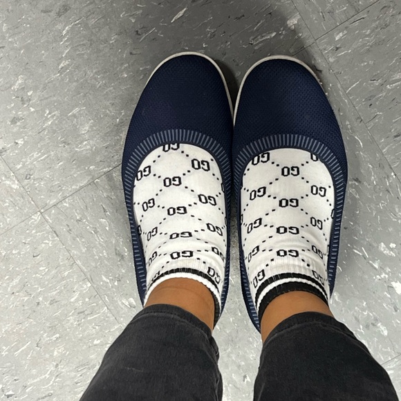 Well worn socks - Picture 5 of 5